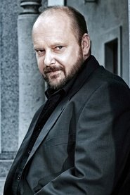 Peter Musevski portrait