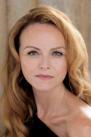 Anna-Louise Plowman portrait