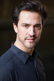 Theo Devaney portrait
