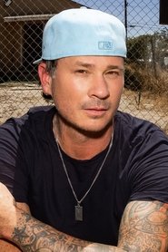 Tom DeLonge portrait