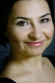 Ayça Işıldar portrait