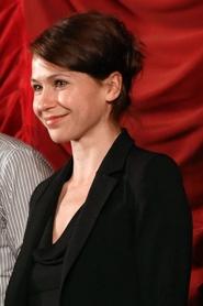 Andrea Wenzl portrait