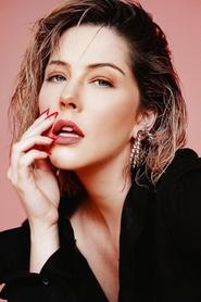 Bia Arantes portrait