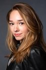 Holly Taylor photo