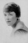 Julia Dean photo
