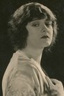 Sylvia Breamer photo