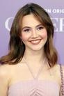 Iris Apatow photo