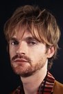 FINNEAS photo