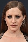 Carly Chaikin photo