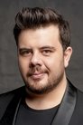 Eser Yenenler photo