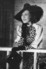 Wendy Barrie photo