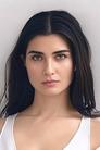 Tuba Büyüküstün photo