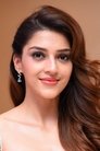 Mehreen Pirzada photo