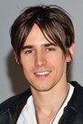Reeve Carney photo