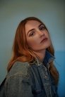 Lauren Caster photo