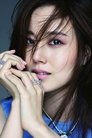 Moon Chae-won photo