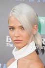 Sasha Luss photo