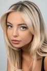 Emma Kotos photo