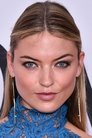 Martha Hunt photo