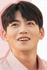 Yoo Hwan photo
