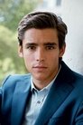 Brenton Thwaites photo