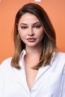 Madelyn Cline photo