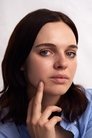Odessa Young photo