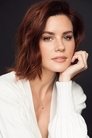 Chelsea Hobbs photo