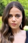 Molly Gordon photo