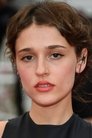 Lola Bessis photo