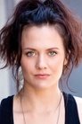 Olivia May photo