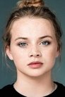 Luna Wedler photo