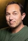 Ian Petrella photo
