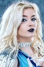 Sierra Loxton photo