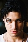 Yani Gellman photo