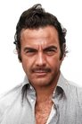 Ayhan Işık photo