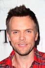 Joel McHale photo