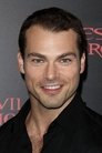 Shawn Roberts photo