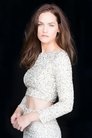 Kelly Overton photo