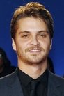 Luke Grimes photo