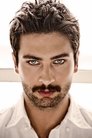 Onur Tuna photo