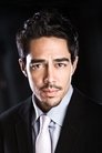 Zak Santiago photo